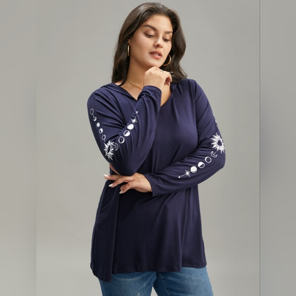 NWT 30 / 6X BloomChic Moon and Star Hooded Long Sleeve Tee